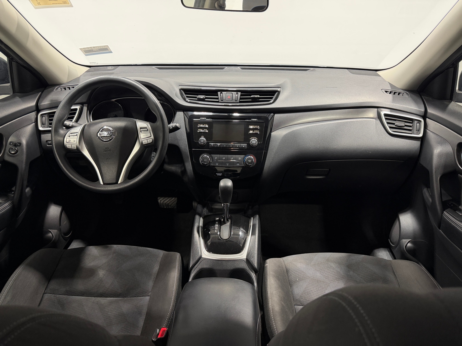 Thumbnail: 2015 Nissan Rogue - 3