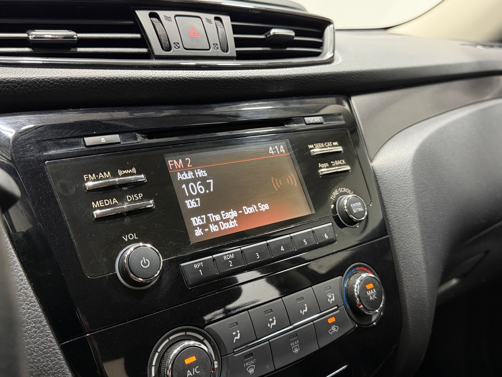 Thumbnail: 2015 Nissan Rogue - 4