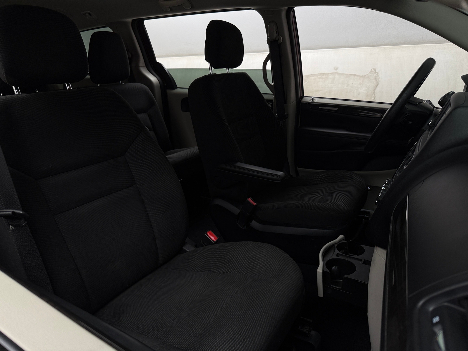 Thumbnail: 2020 Dodge Grand Caravan - 2