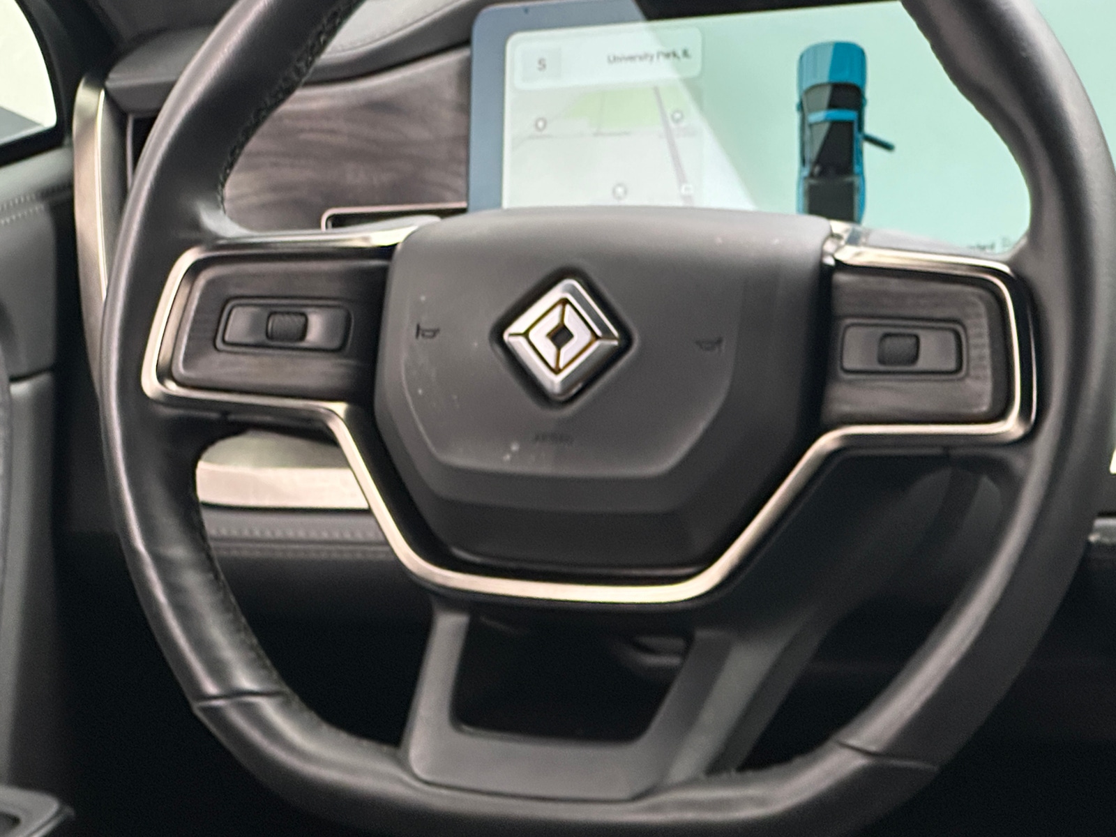 Thumbnail: 2022 Rivian R1T - 4