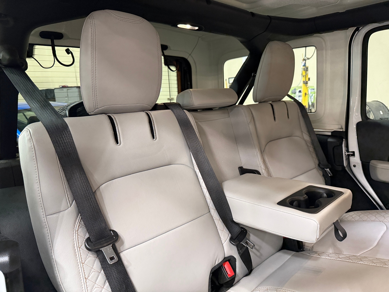 Thumbnail: 2021 Jeep Wrangler - 5