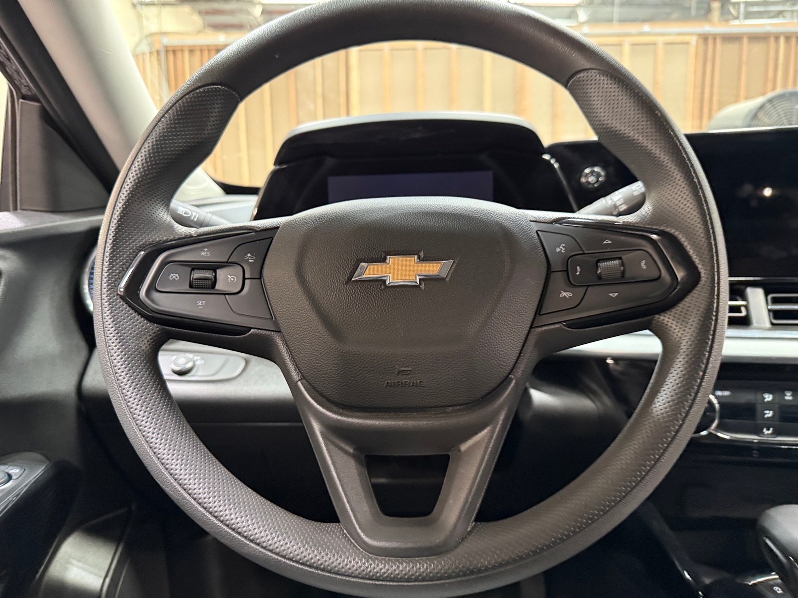 Thumbnail: 2025 Chevrolet Trax - 4