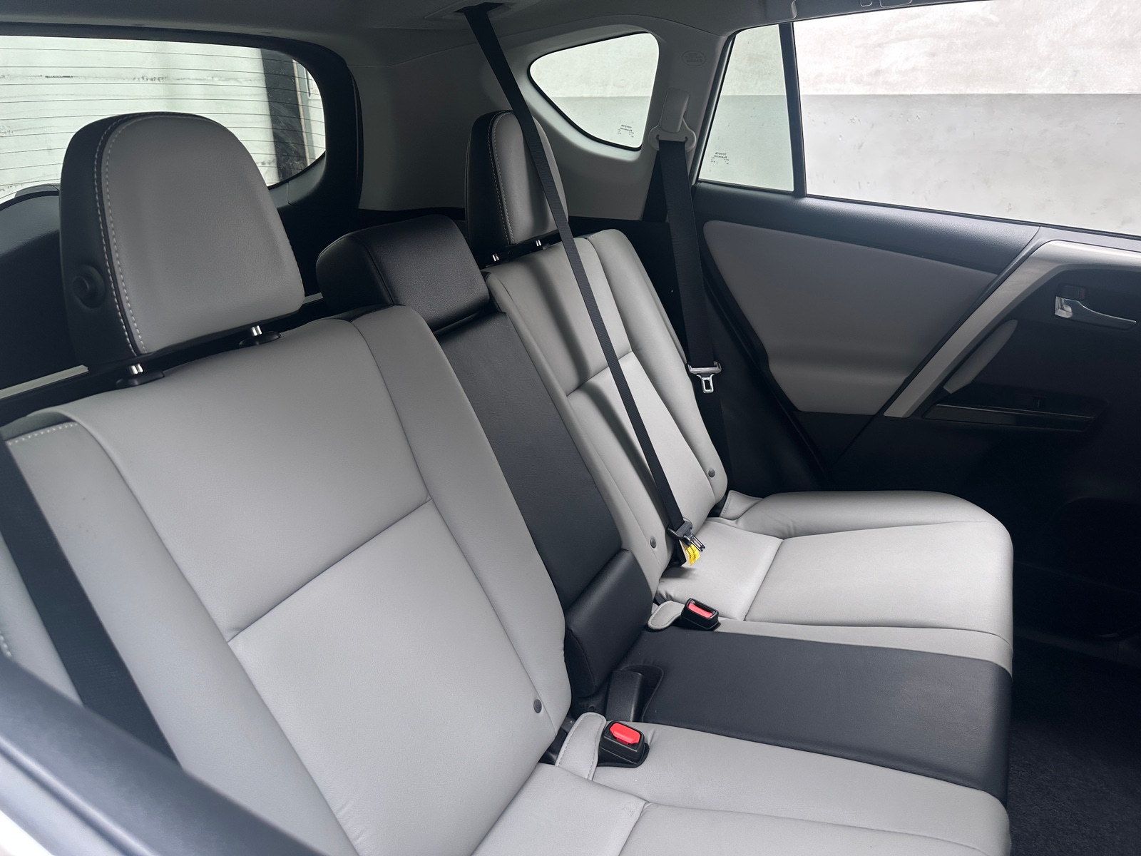 Thumbnail: 2016 Toyota RAV4 - 6
