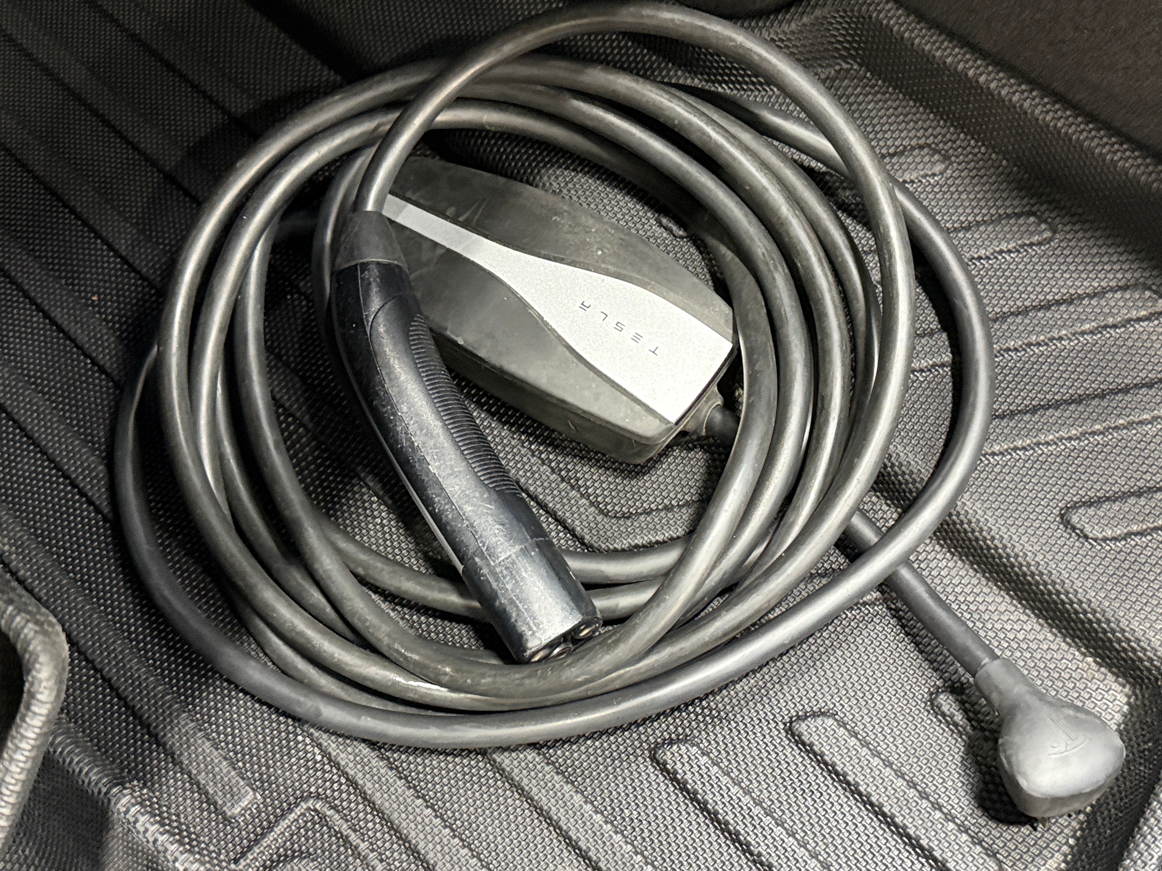Used 2020 Tesla Model 3 Base with VIN 5YJ3E1EC2LF586200 for sale in Oak Creek, WI