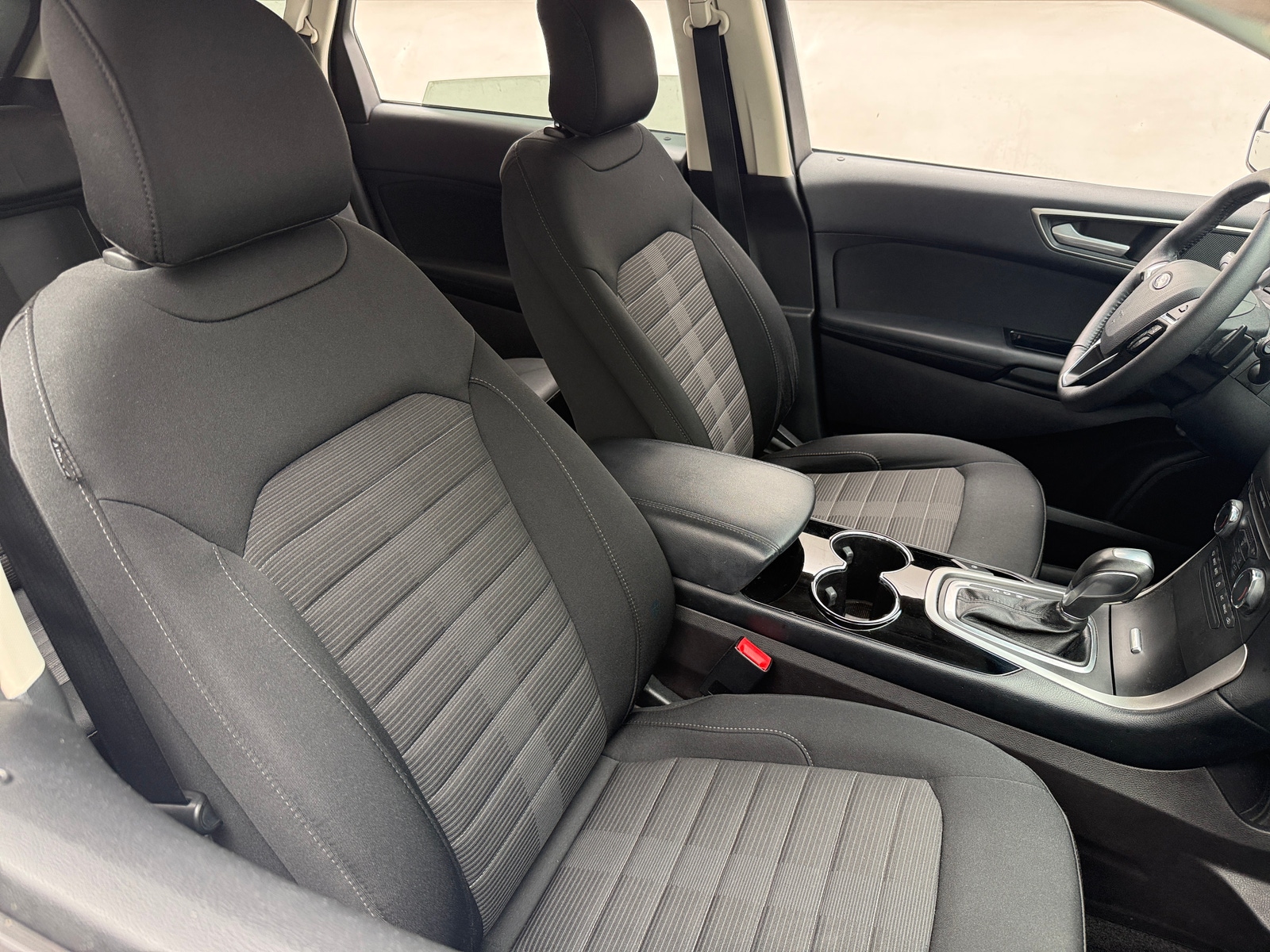 Thumbnail: 2018 Ford Edge - 2