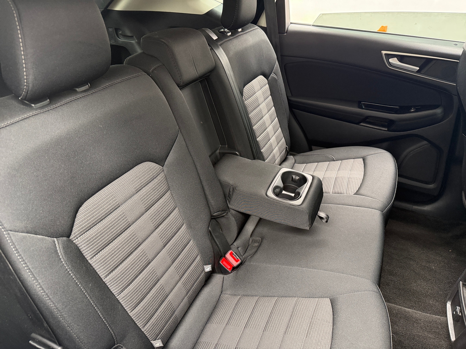Thumbnail: 2018 Ford Edge - 6