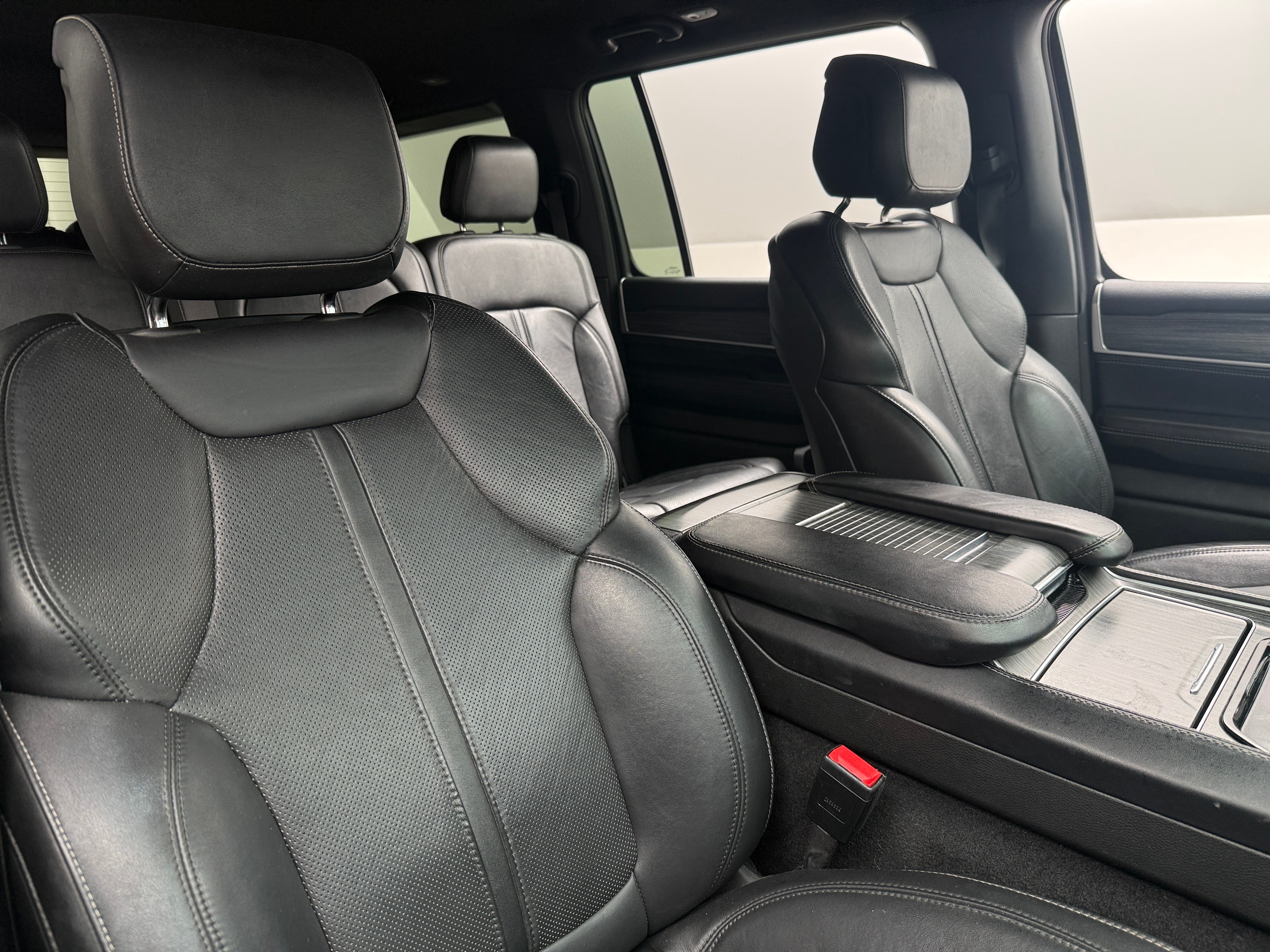 2023 Jeep Wagoneer Series II