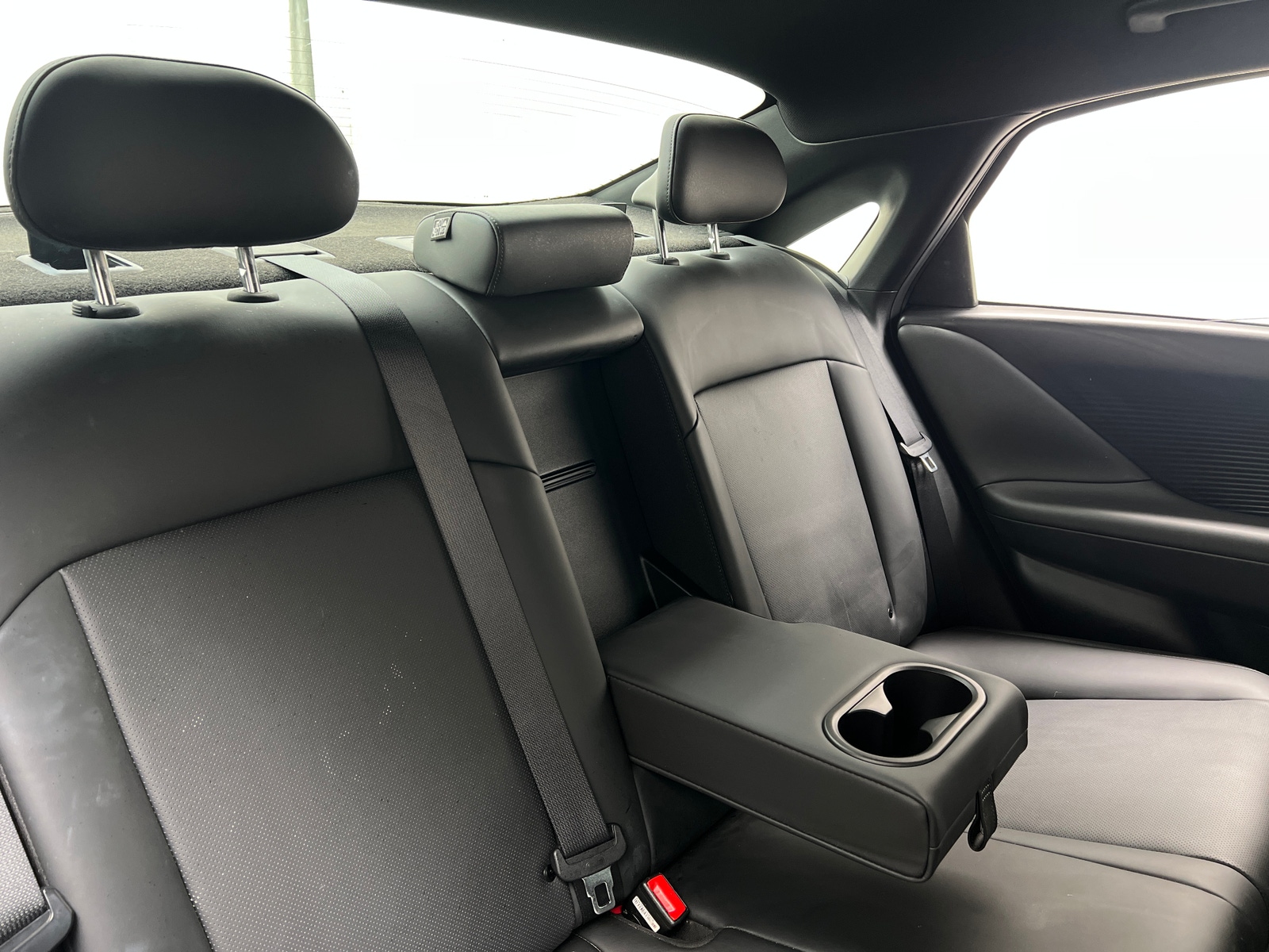 Thumbnail: 2023 Hyundai Ioniq 6 - 5
