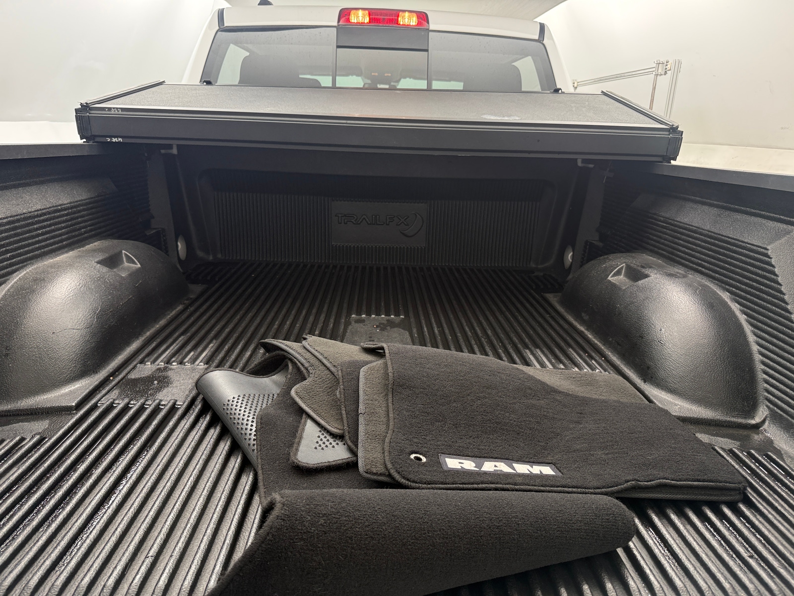 Thumbnail: 2019 RAM 1500 Classic - 7