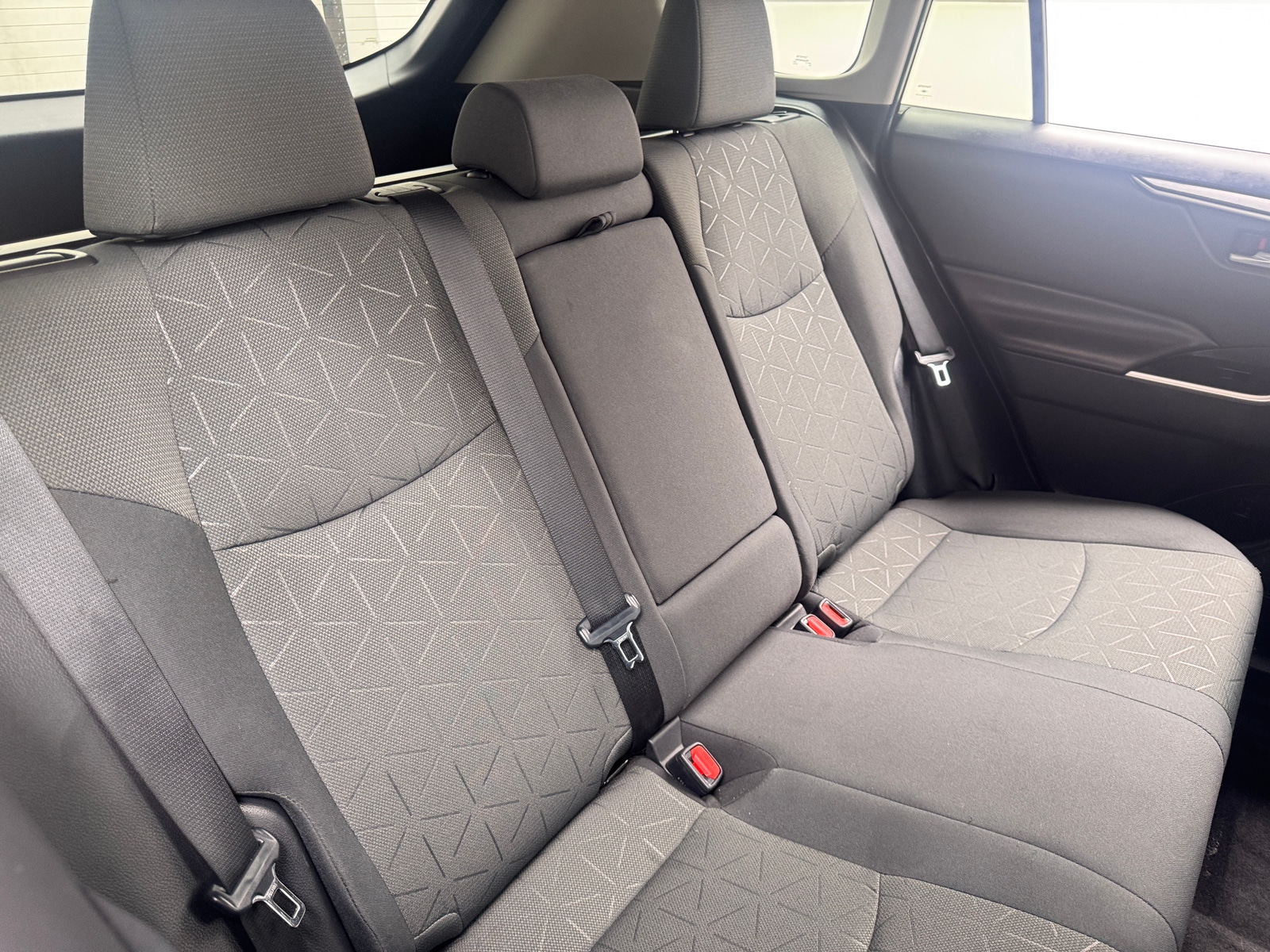 Thumbnail: 2021 Toyota RAV4 - 6