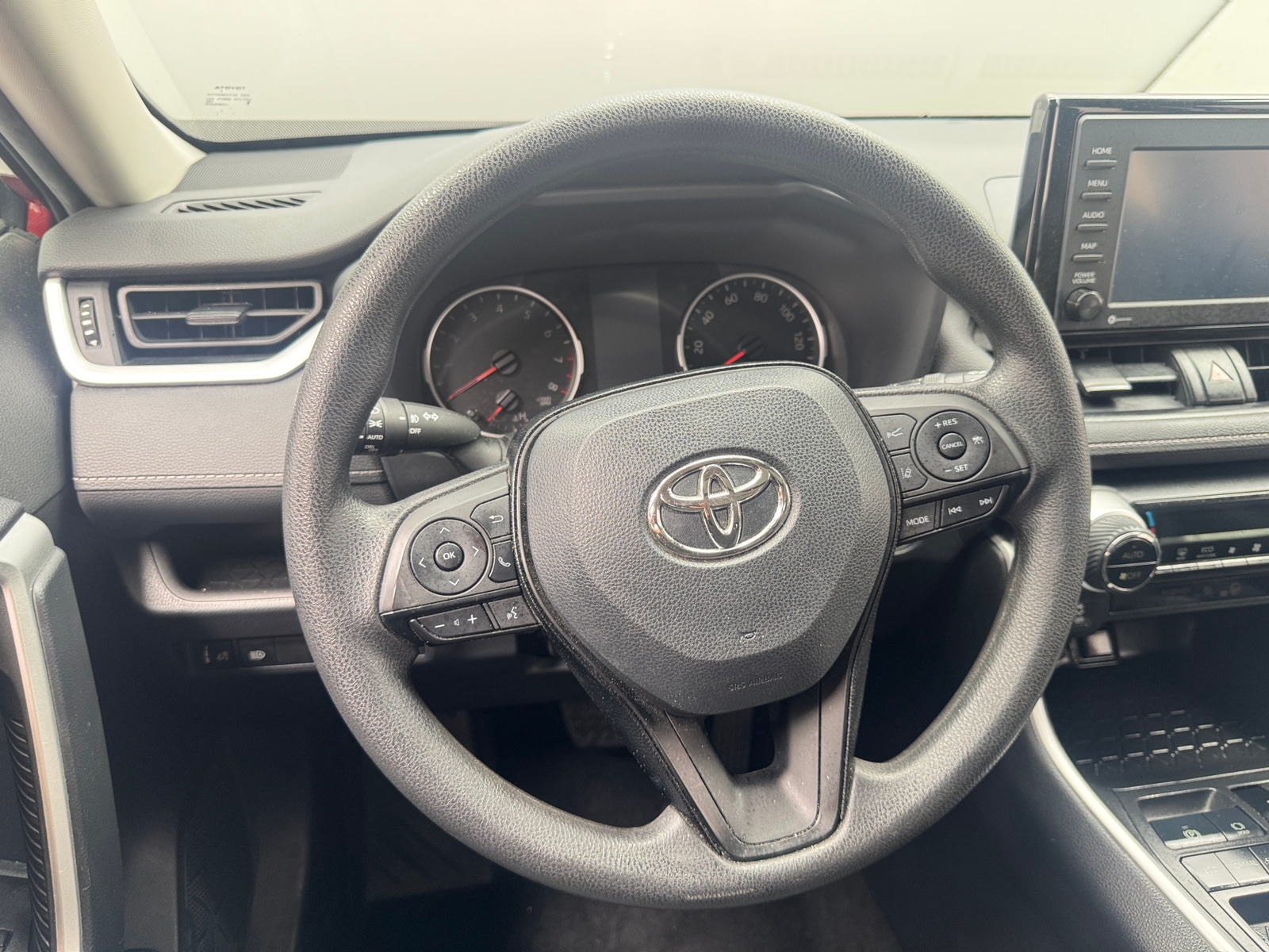 Thumbnail: 2021 Toyota RAV4 - 5