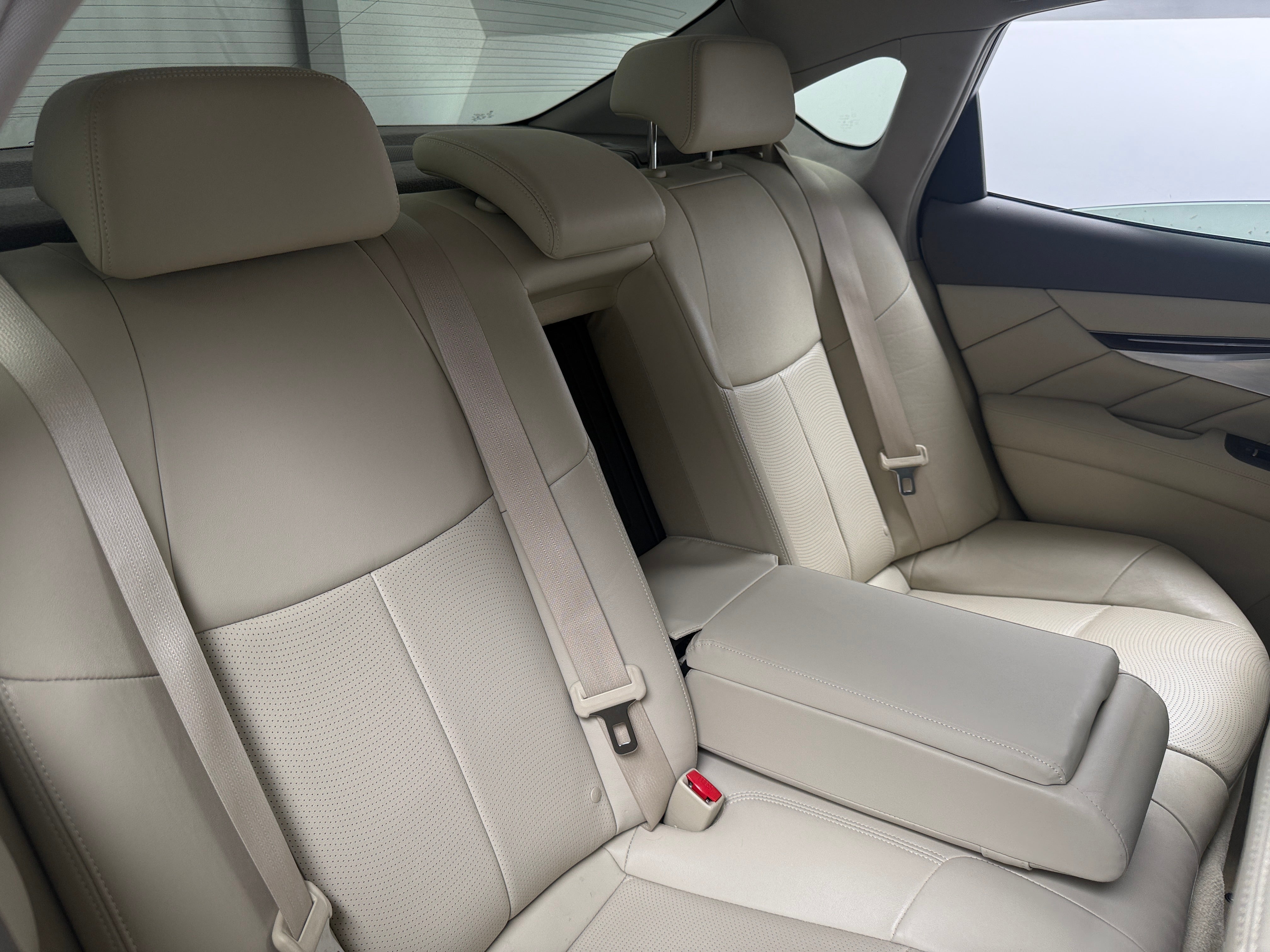 2016 INFINITI Q70