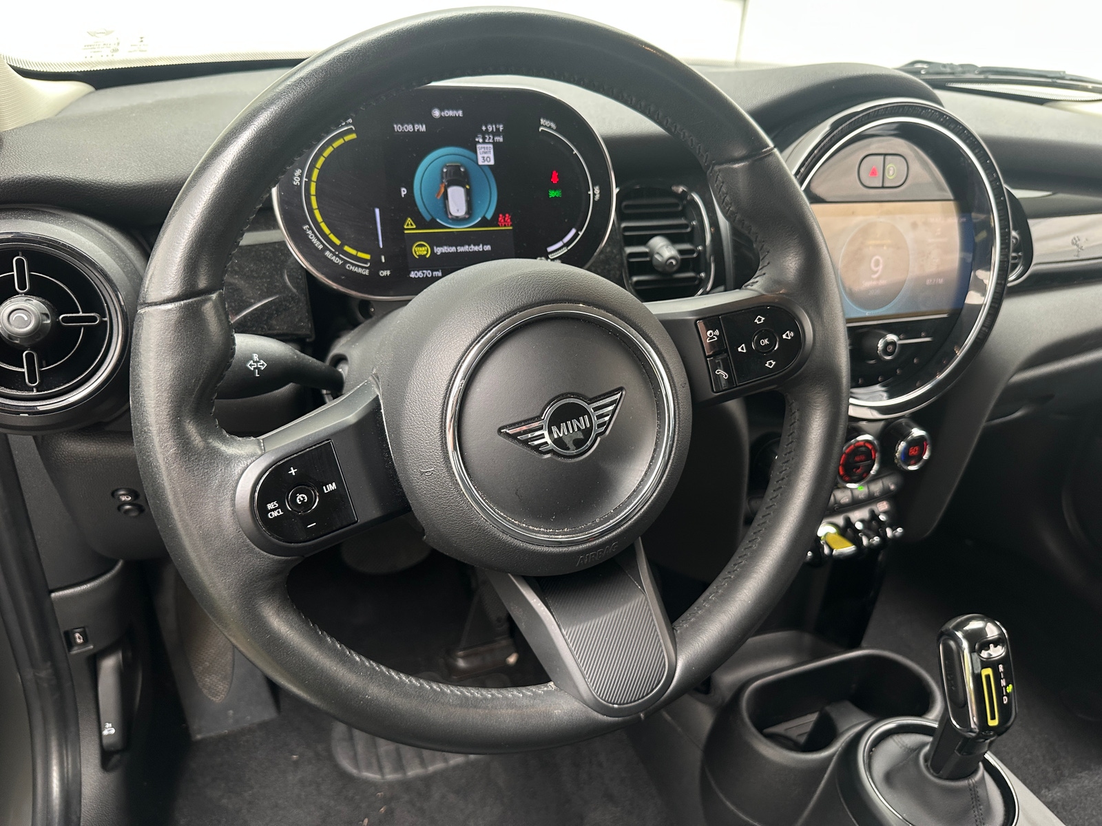 Thumbnail: 2022 MINI Cooper Hardtop - 4