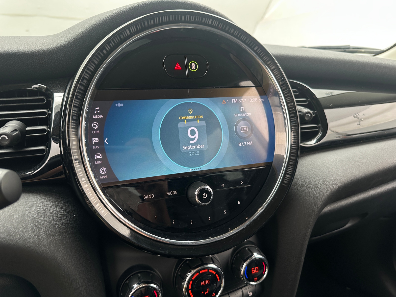 Thumbnail: 2022 MINI Cooper Hardtop - 3