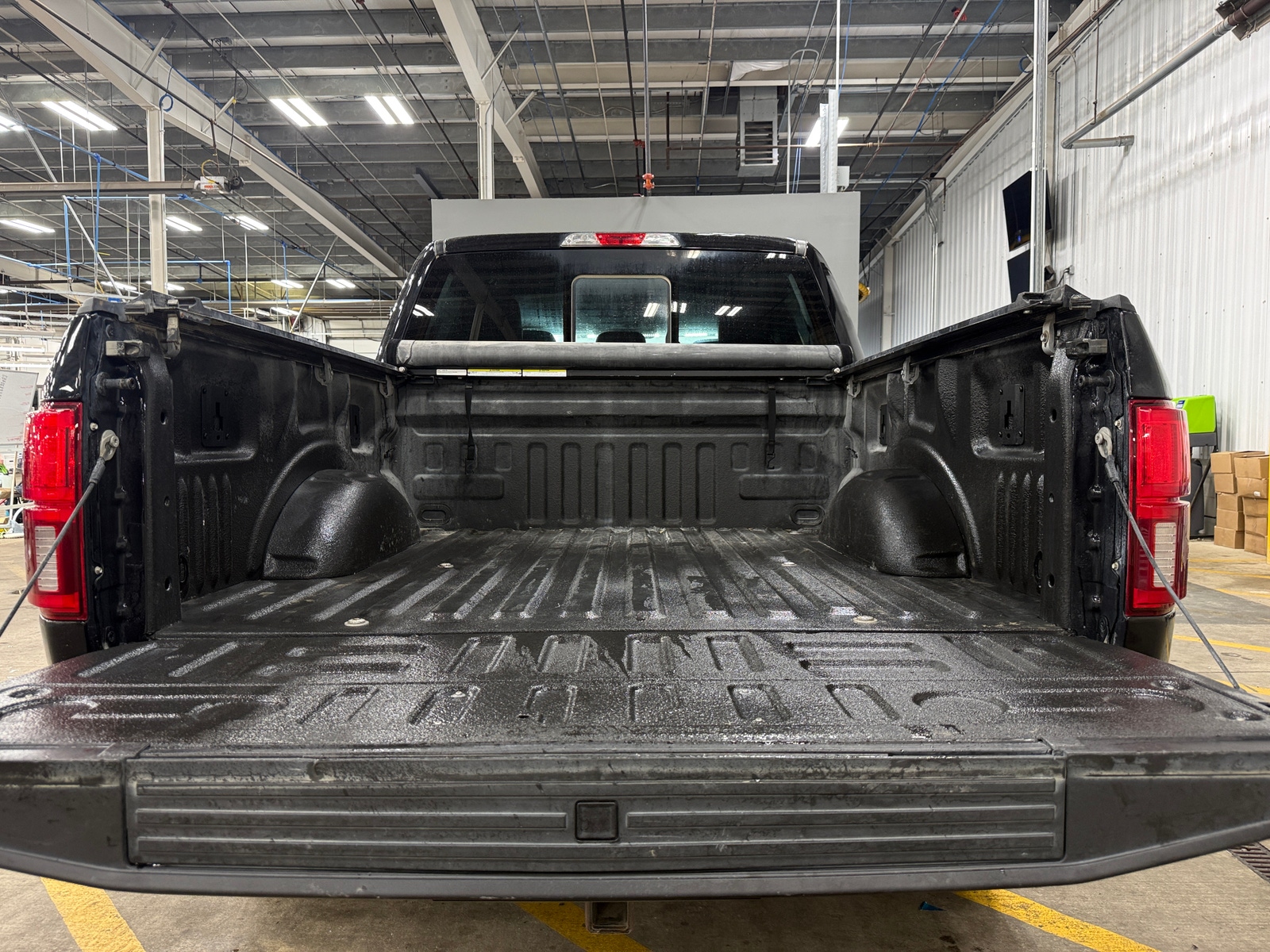 Thumbnail: 2019 Ford Econoline - 6