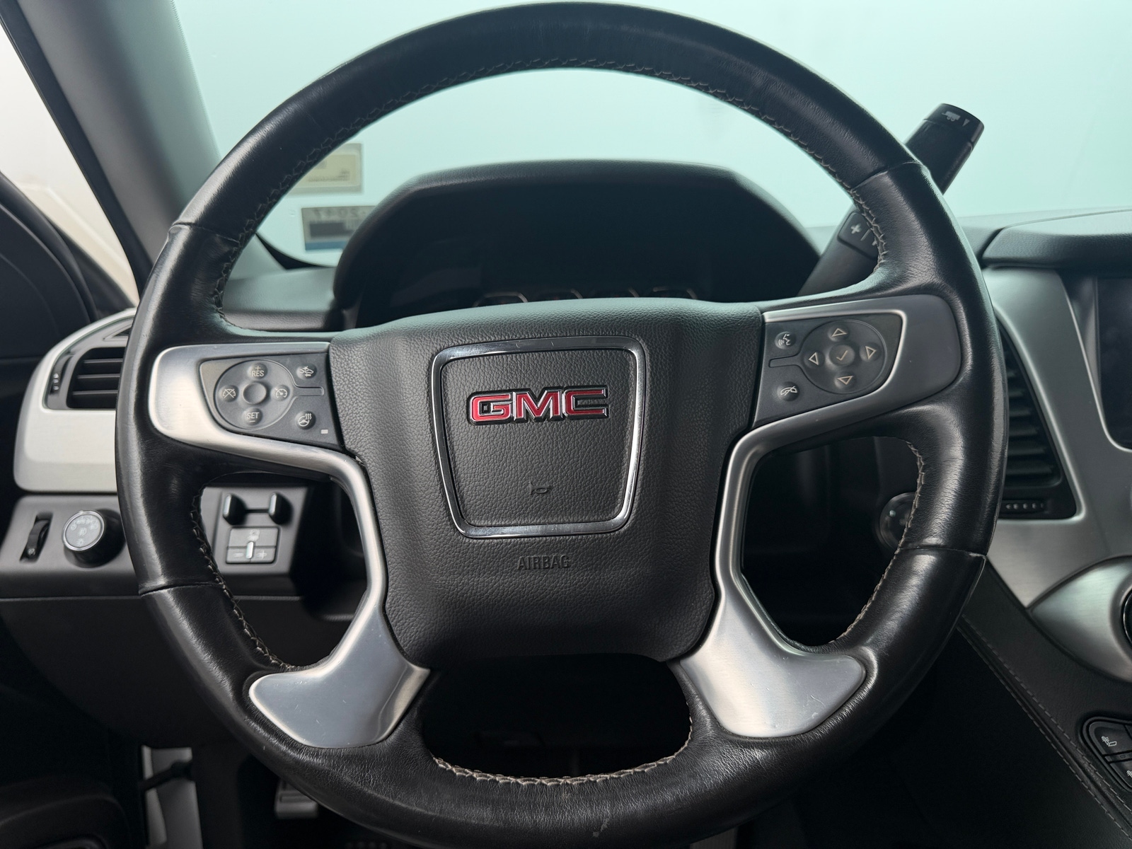 Thumbnail: 2020 GMC Yukon - 4