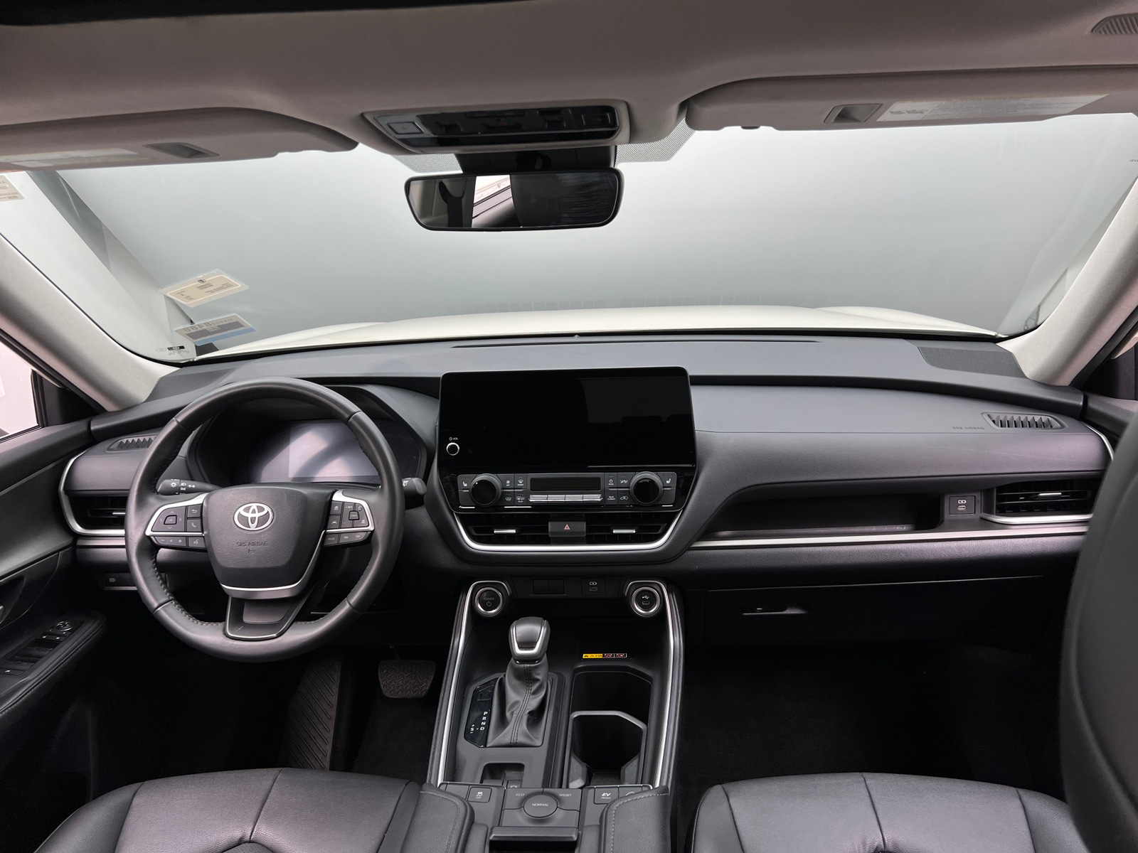 Thumbnail: 2024 Toyota Grand Highlander - 3