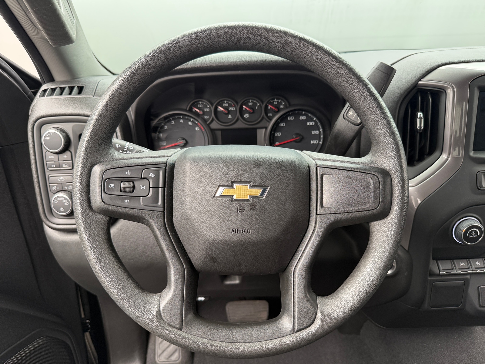 Thumbnail: 2023 Chevrolet Silverado 1500 - 5