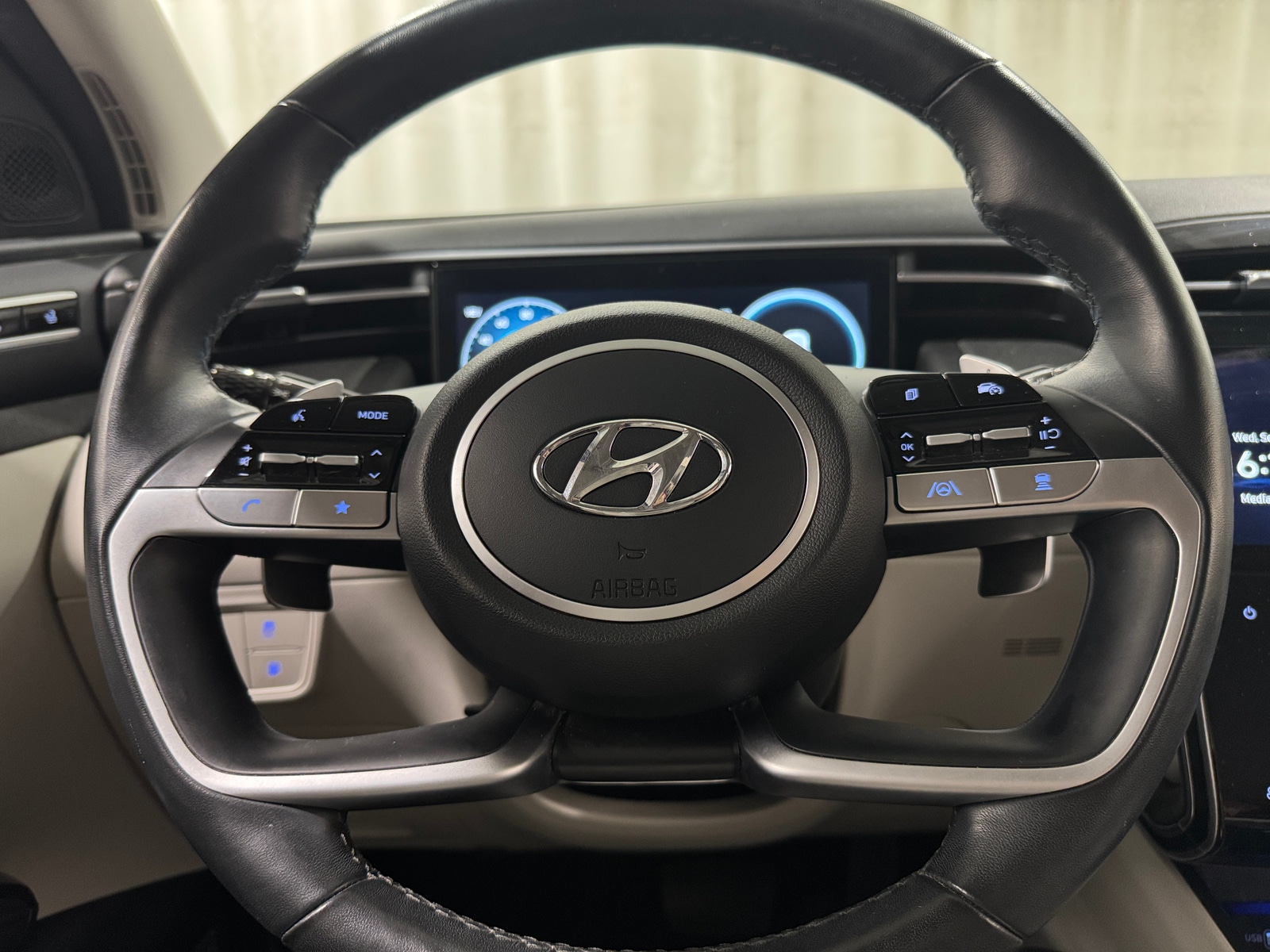 Thumbnail: 2023 Hyundai Tucson - 4
