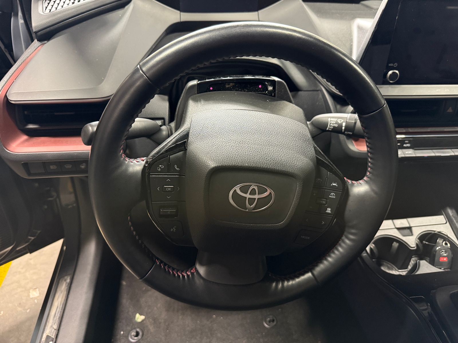 Thumbnail: 2024 Toyota Prius Prime - 5