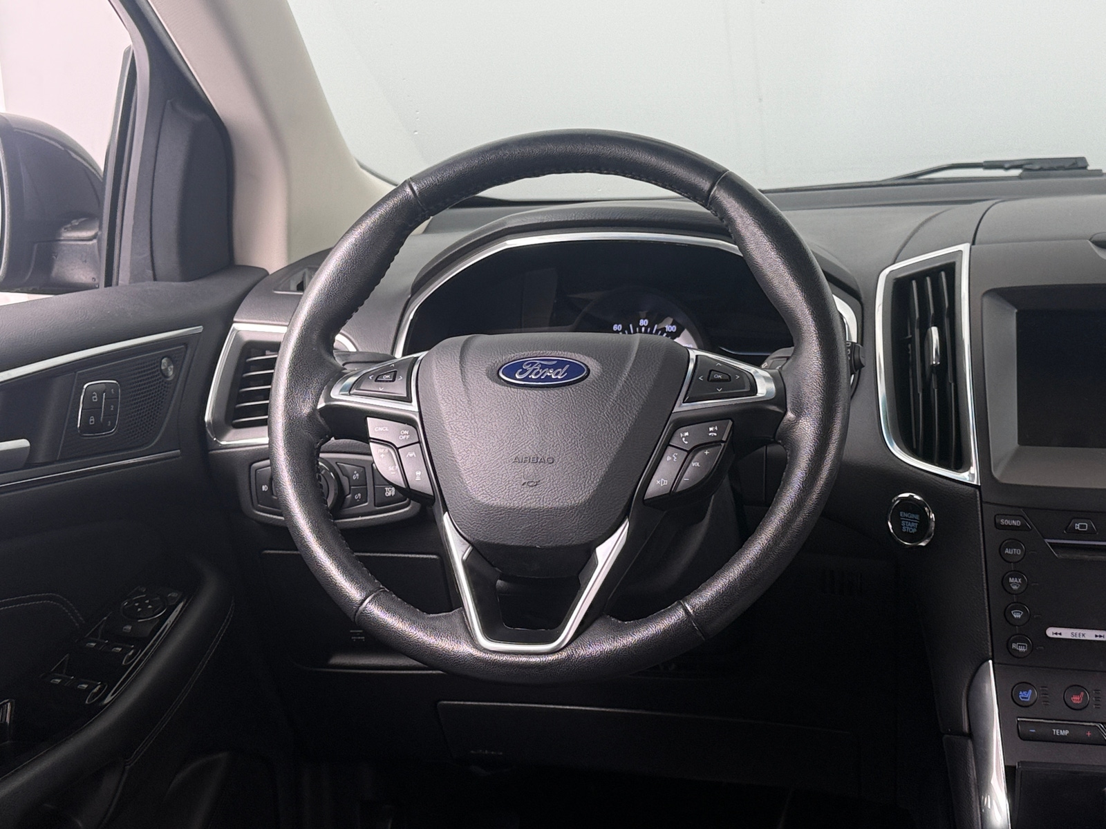 Thumbnail: 2019 Ford Edge - 4
