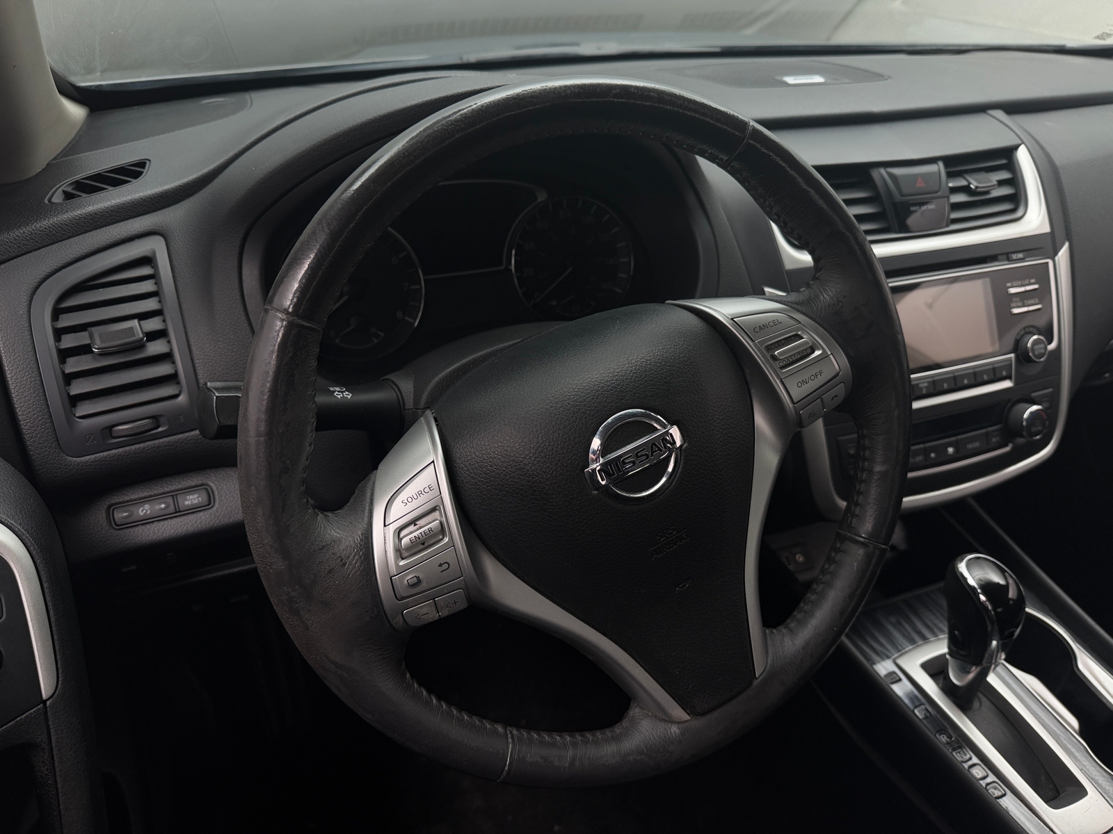 Thumbnail: 2017 Nissan Altima - 4