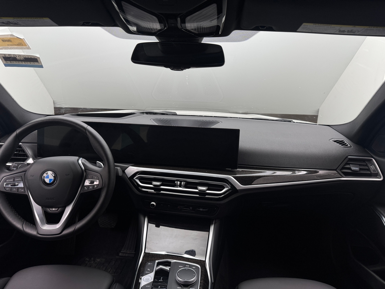 Thumbnail: 2023 BMW 3 Series - 2