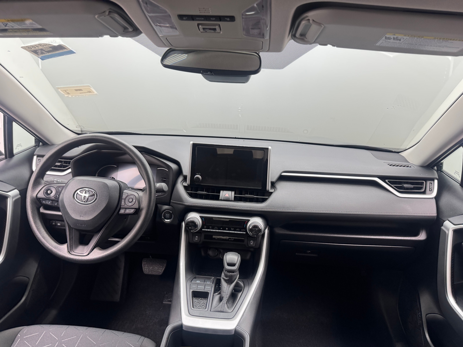 Thumbnail: 2025 Toyota RAV4 - 3