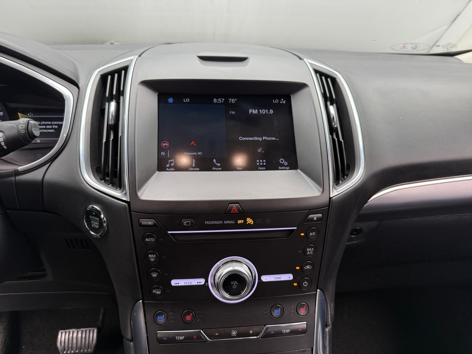 Thumbnail: 2019 Ford Edge - 3