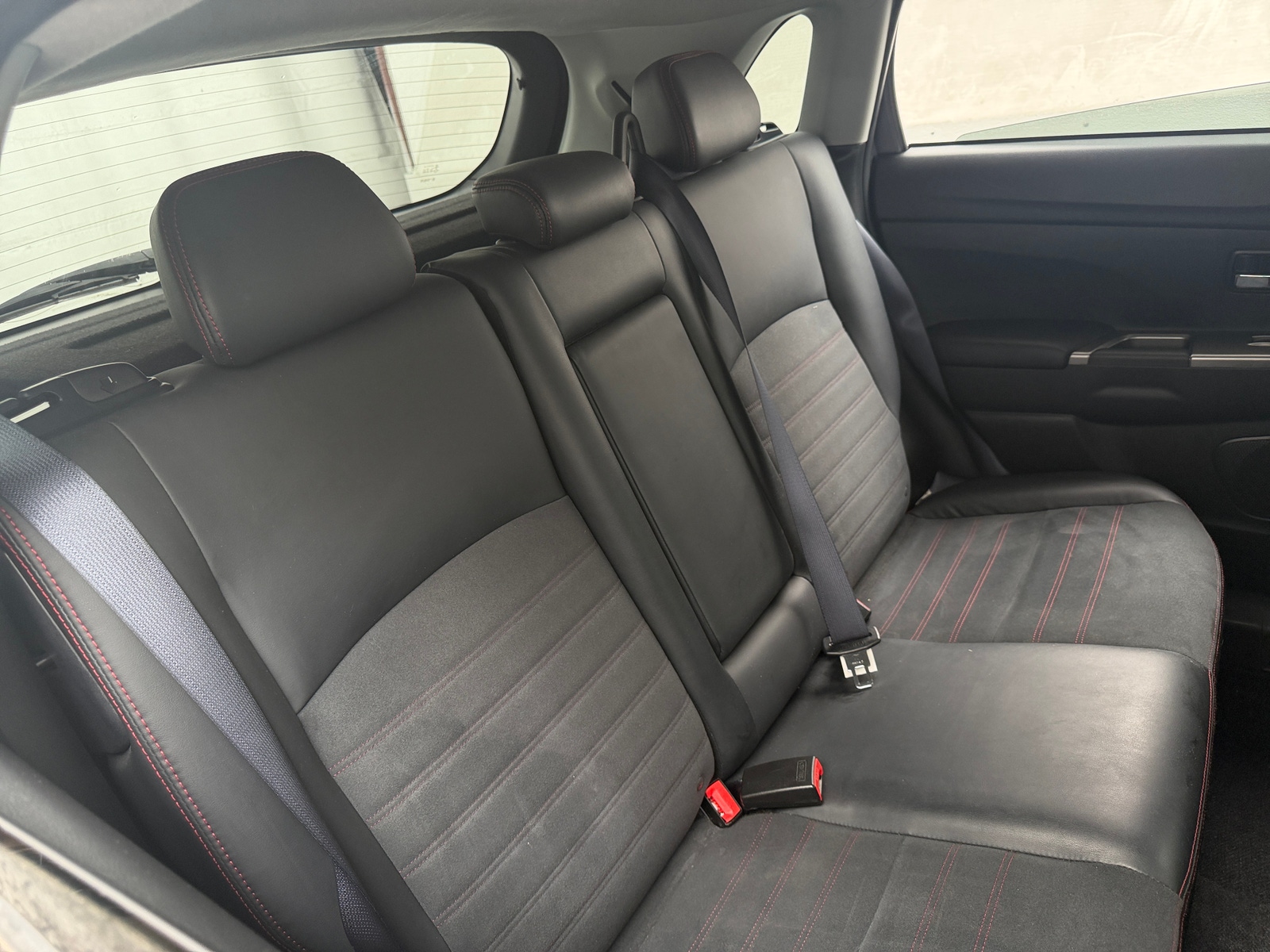 Thumbnail: 2022 Mitsubishi Outlander Sport - 6