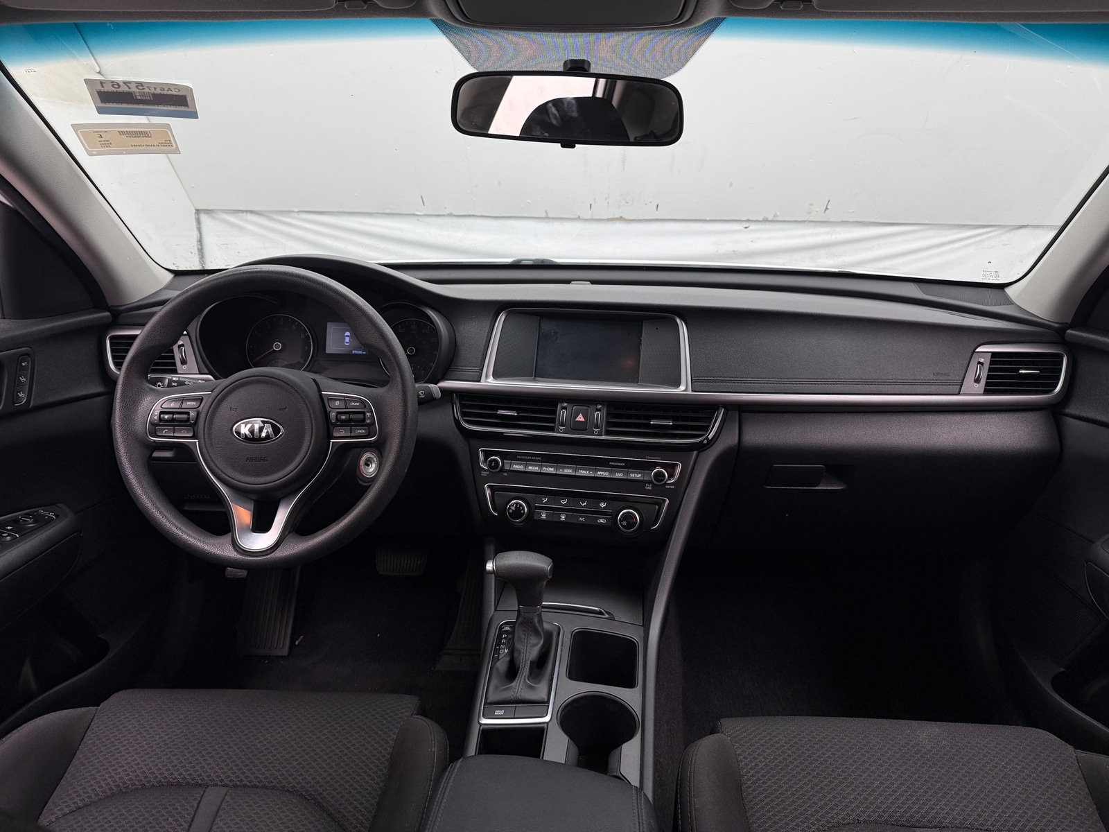 Thumbnail: 2017 Kia Optima - 3
