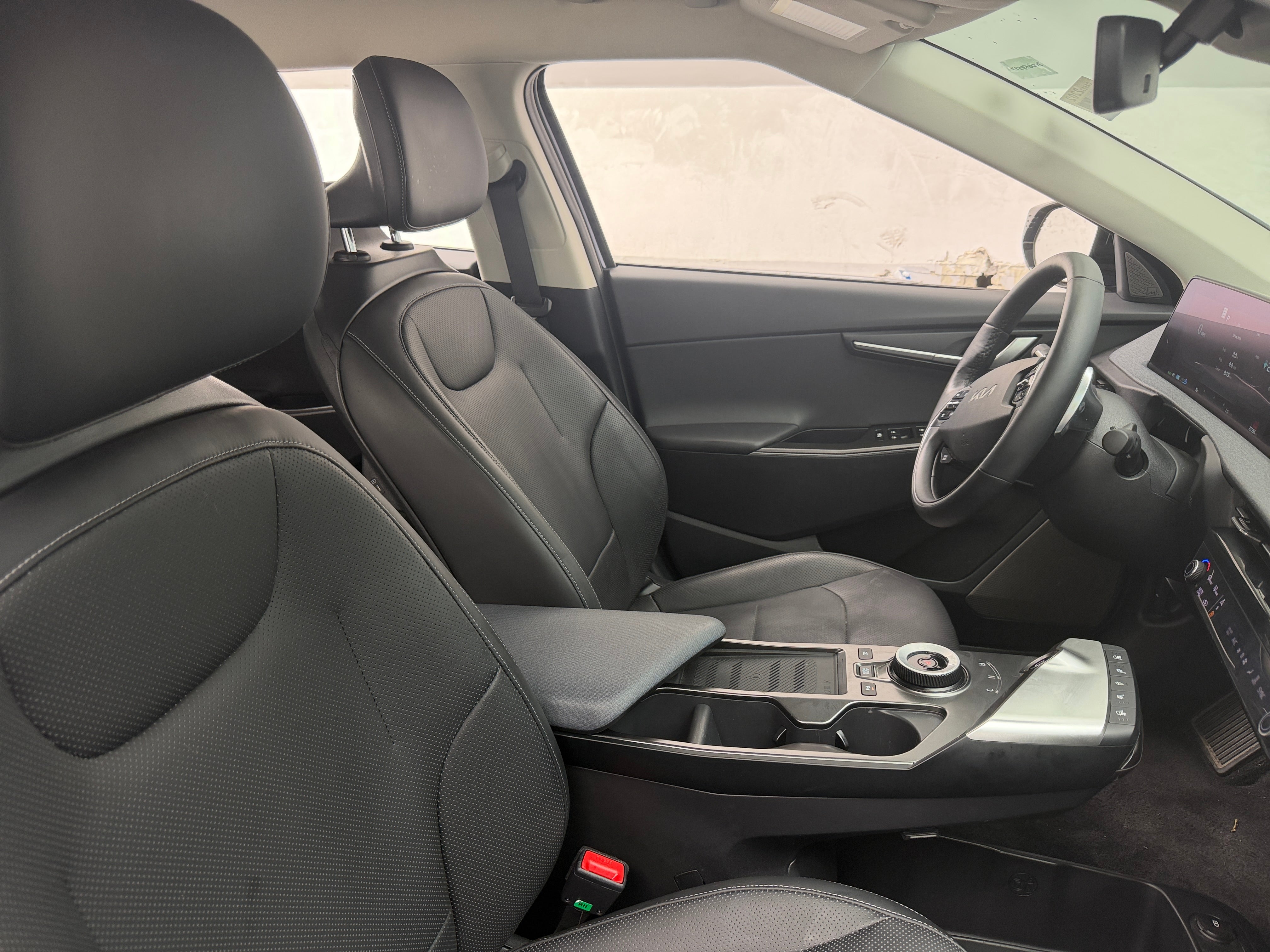 Used 2023 Kia EV6 Wind with VIN KNDC3DLC8P5144281 for sale in Auburn, WA