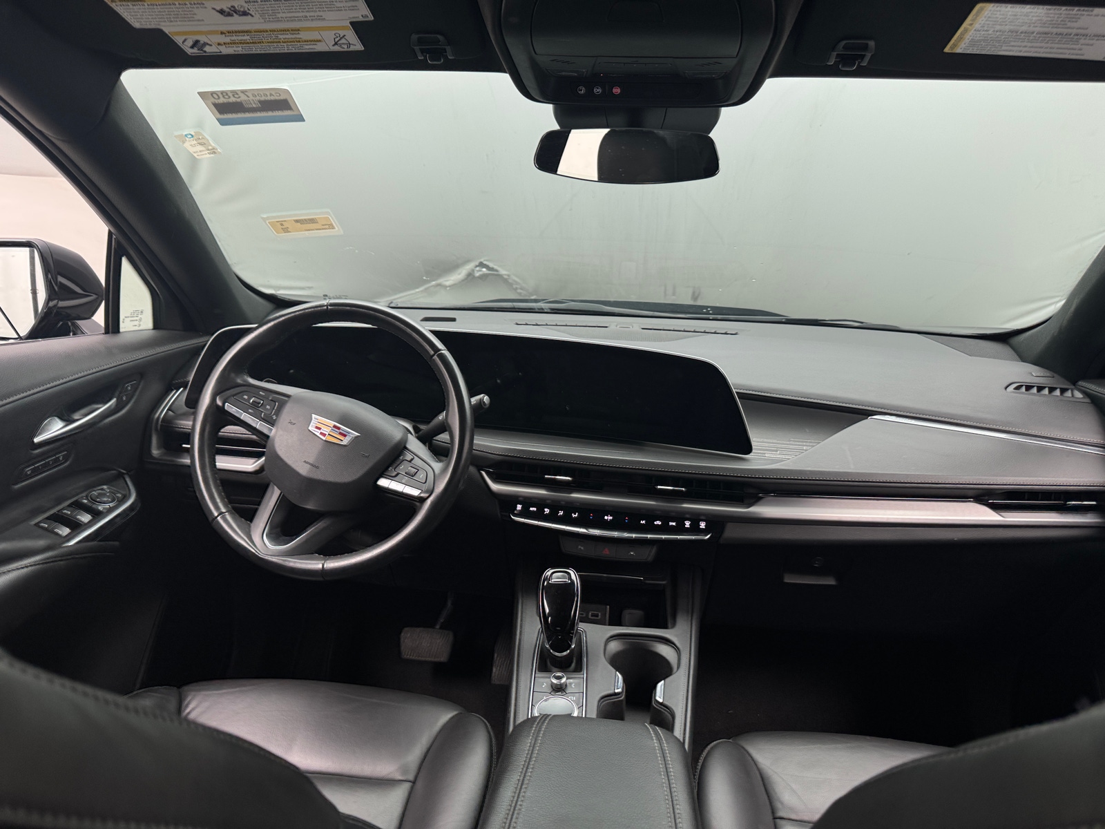 Thumbnail: 2024 Cadillac XT4 - 2
