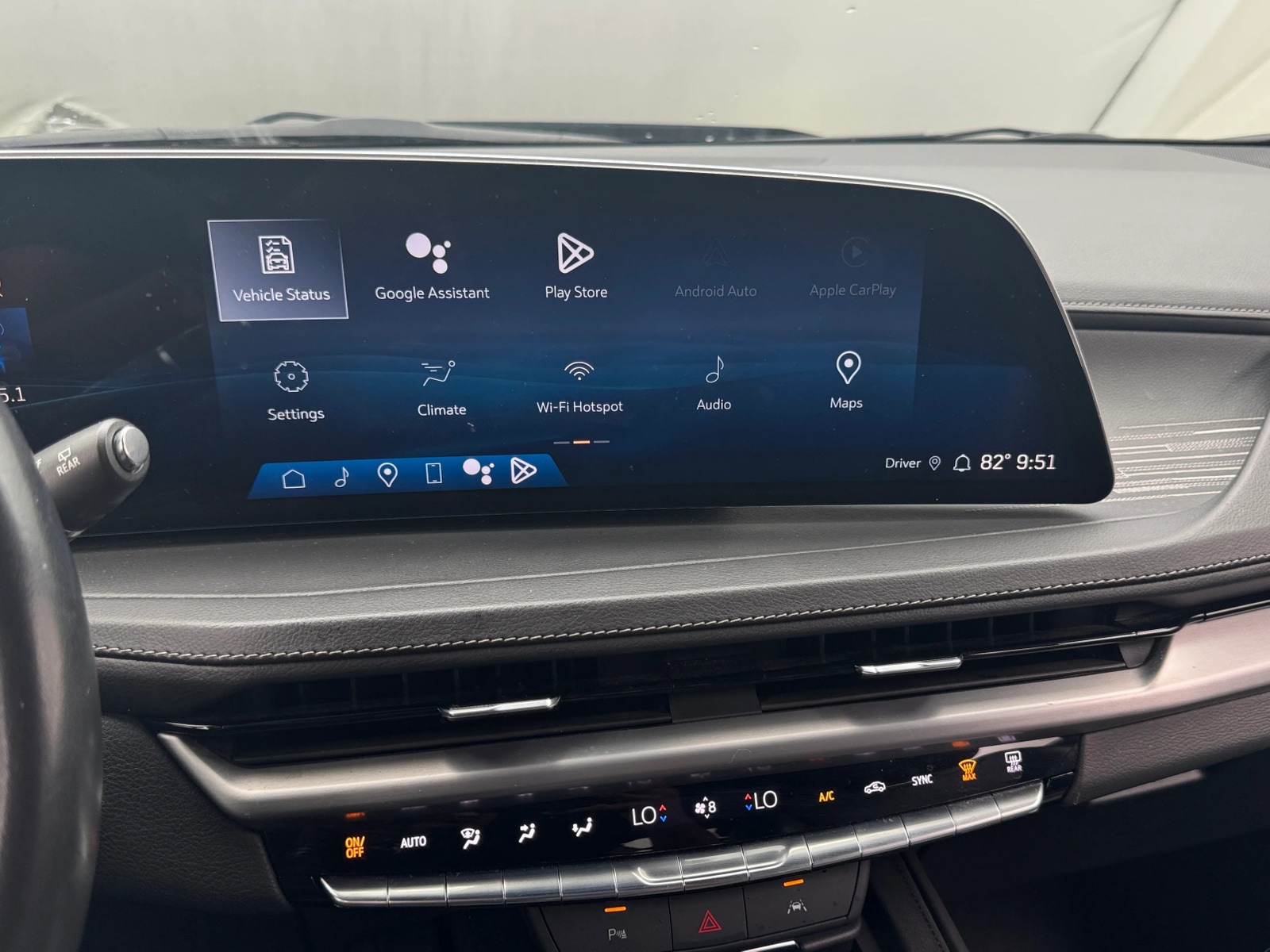Thumbnail: 2024 Cadillac XT4 - 3