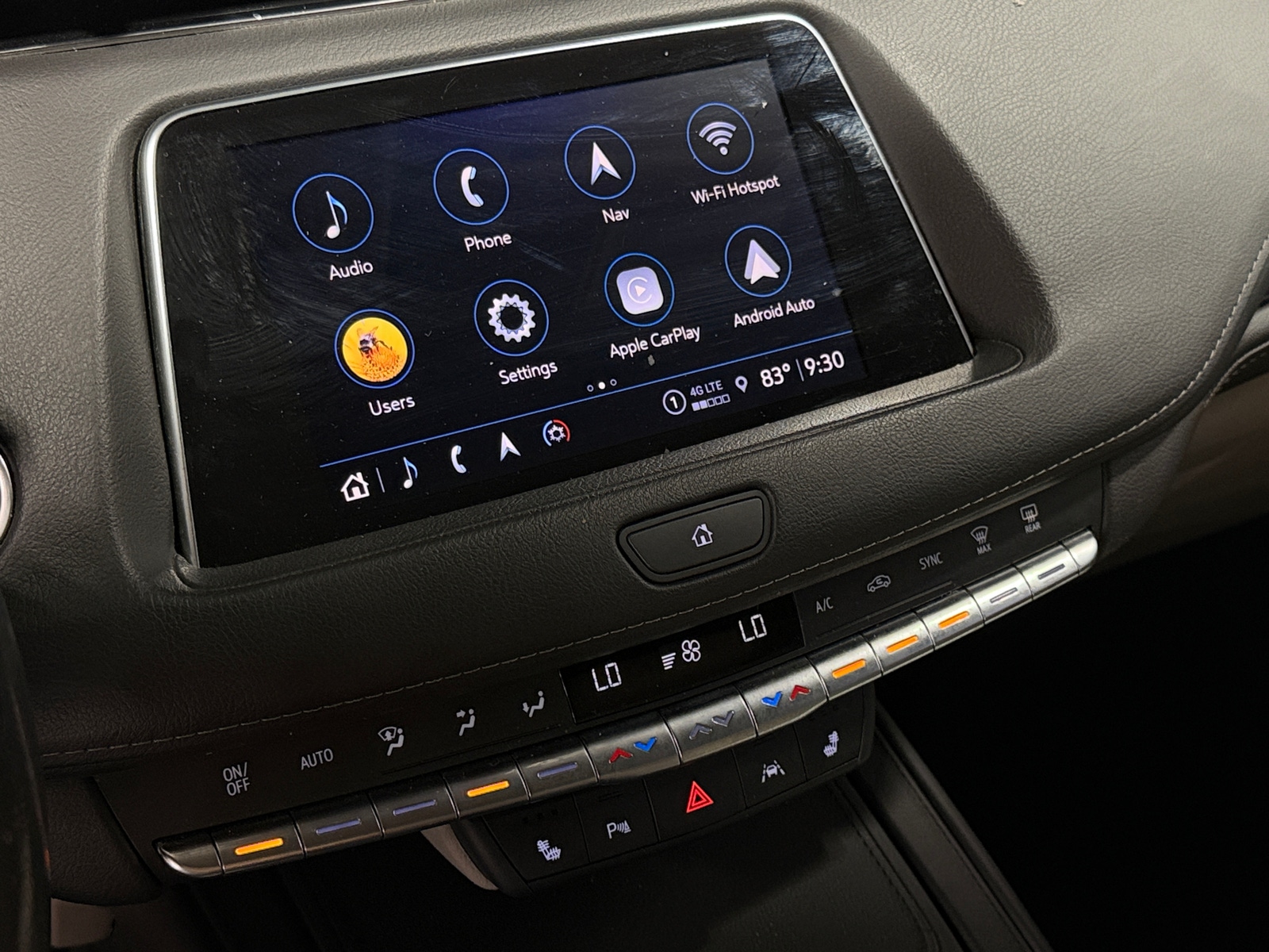 Thumbnail: 2022 Cadillac XT4 - 3