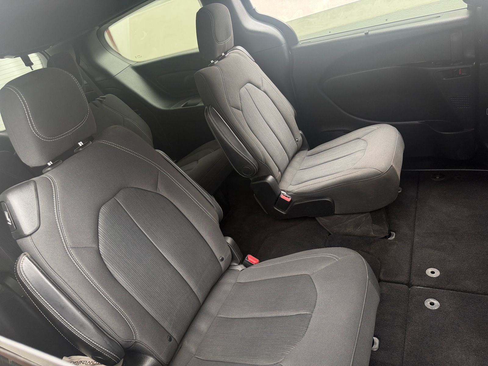 Thumbnail: 2019 Chrysler Pacifica - 6