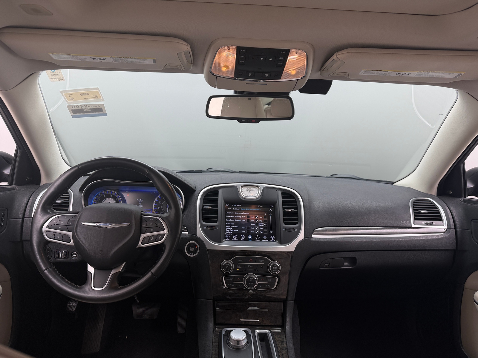 Thumbnail: 2022 Chrysler 300 - 2