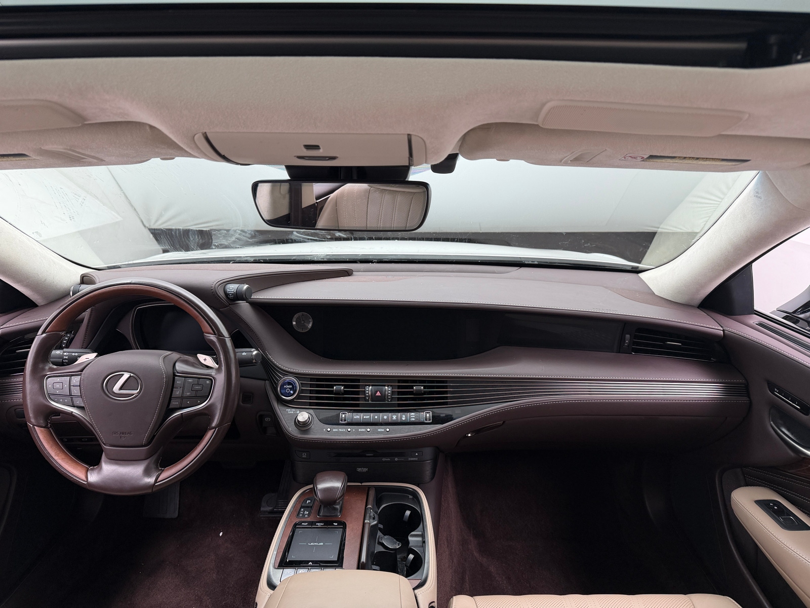 Thumbnail: 2019 Lexus LS - 3