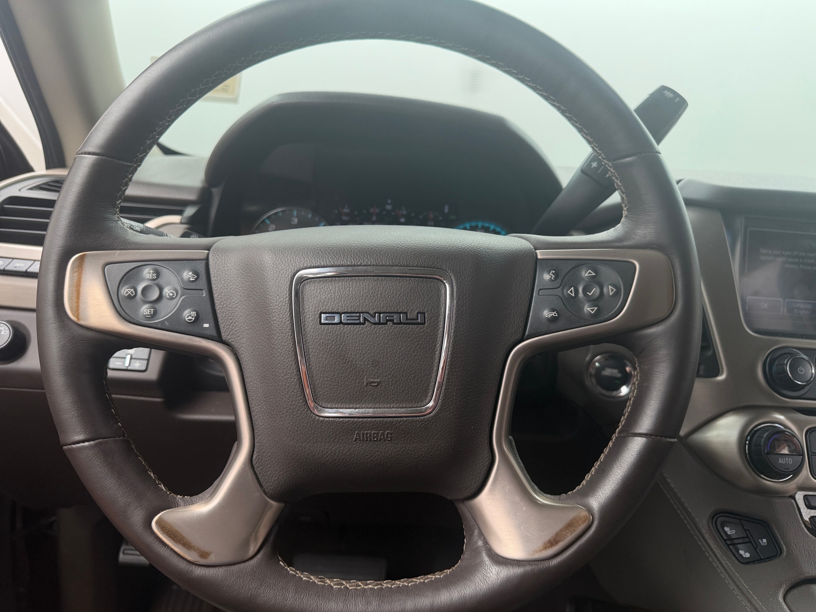 Thumbnail: 2017 GMC Yukon - 4