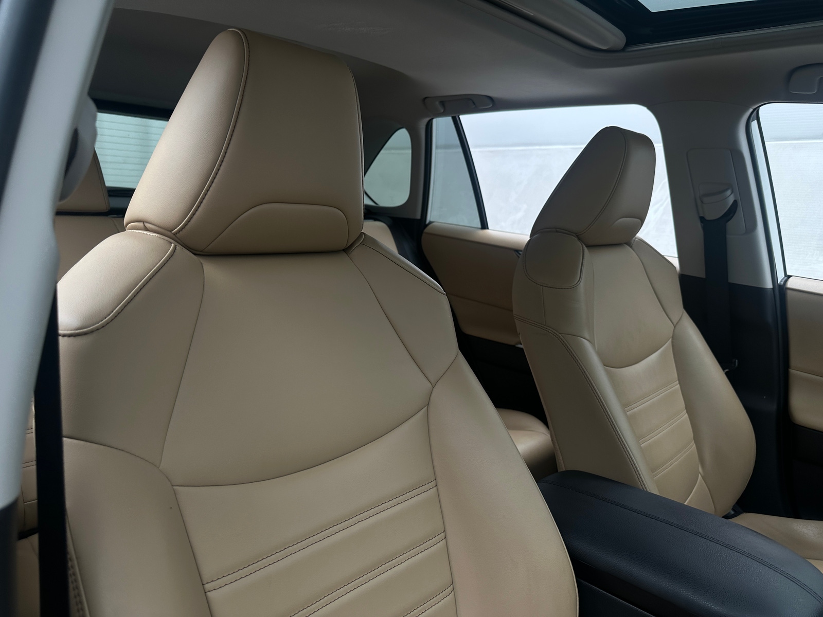 Thumbnail: 2020 Toyota RAV4 - 2