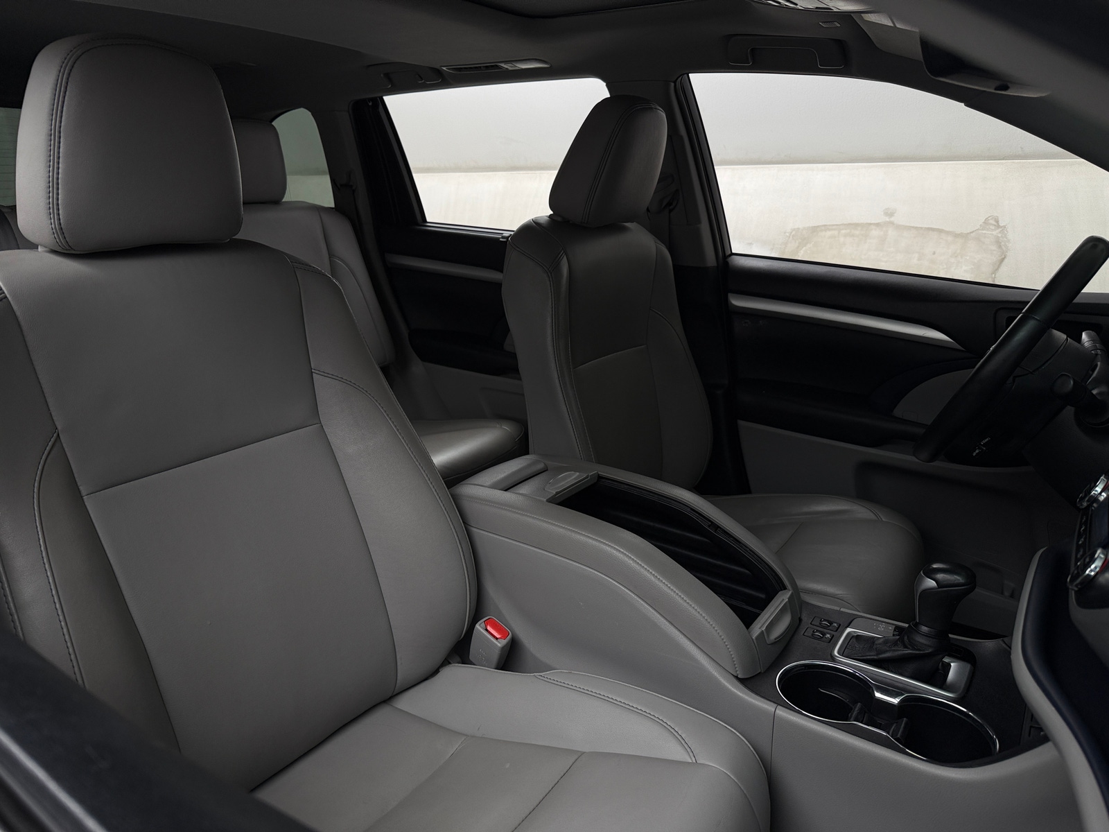 Thumbnail: 2019 Toyota Highlander - 2
