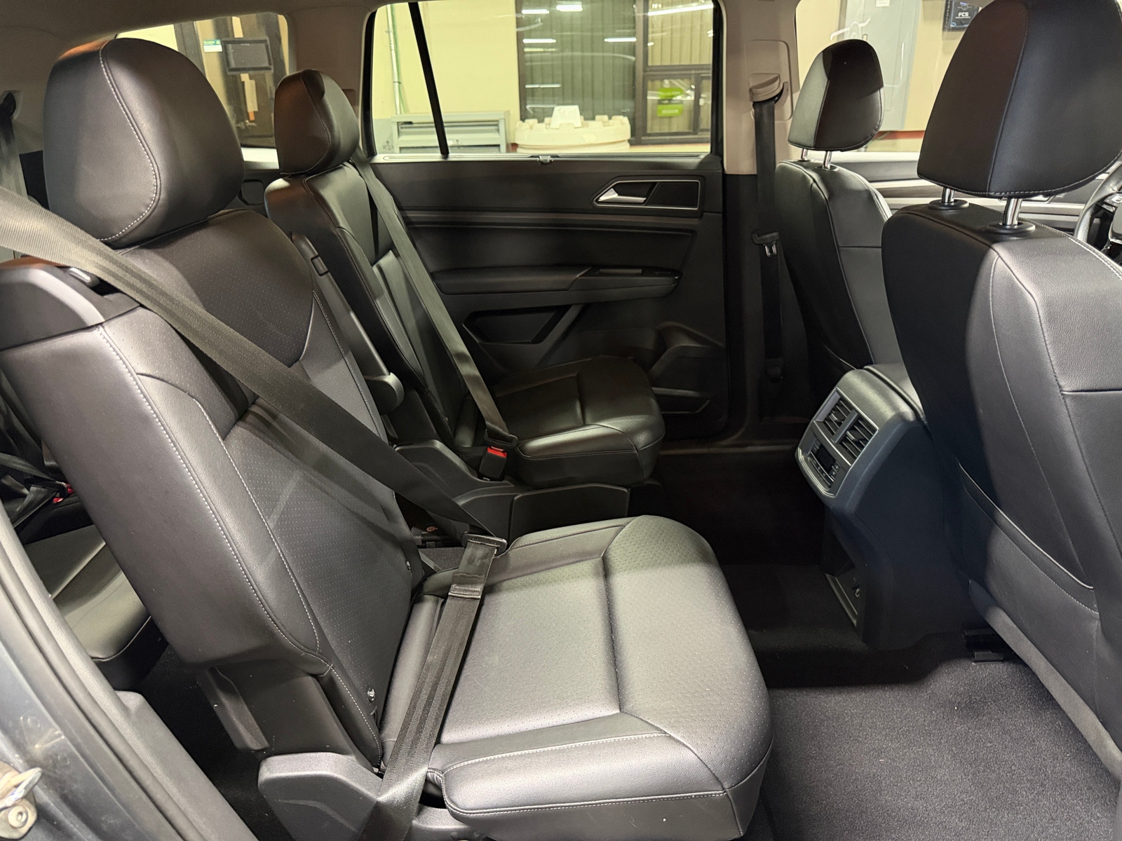 Thumbnail: 2019 Volkswagen Atlas - 6