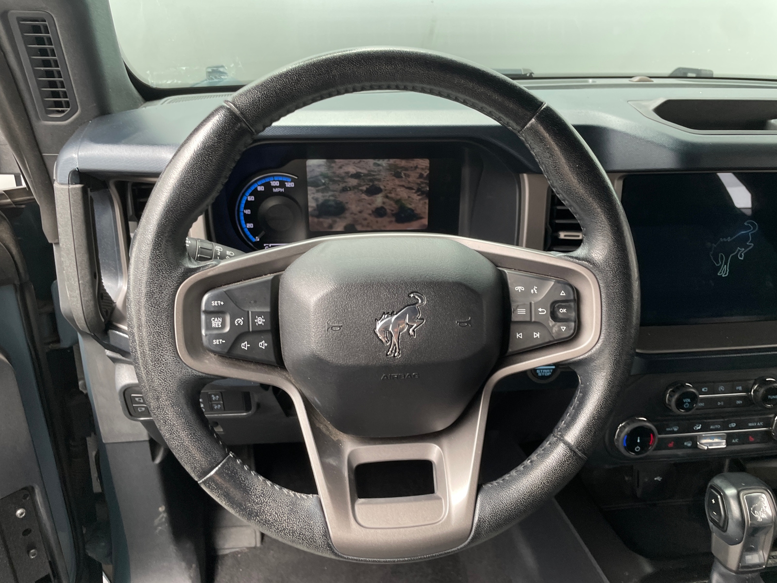 Thumbnail: 2022 Ford Bronco - 5