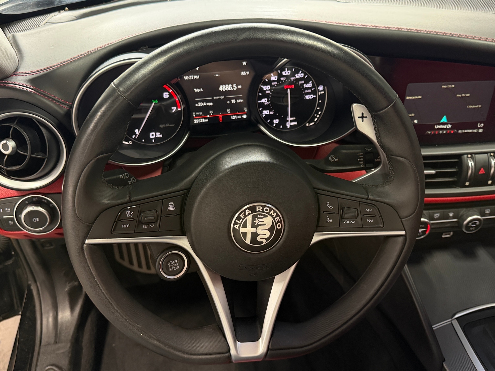 Thumbnail: 2019 Alfa Romeo Giulia - 4