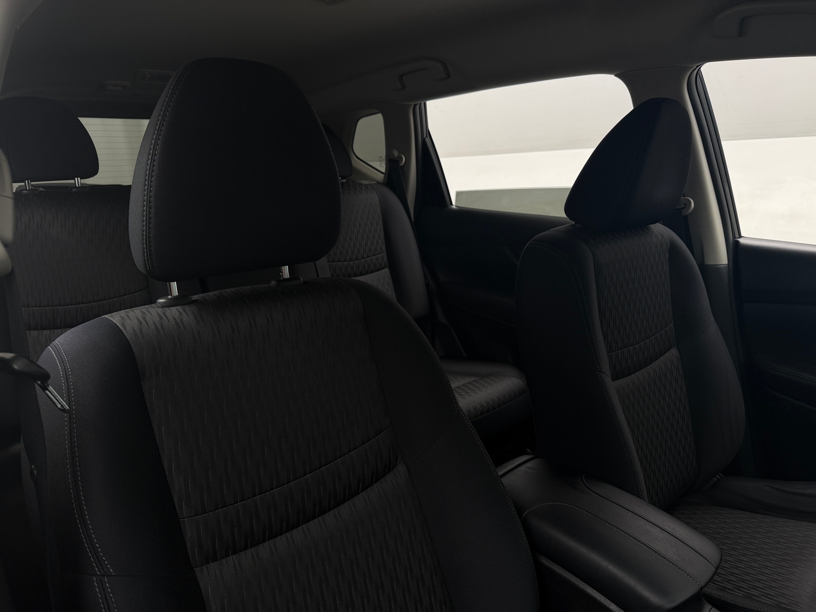 Thumbnail: 2018 Nissan Rogue - 2