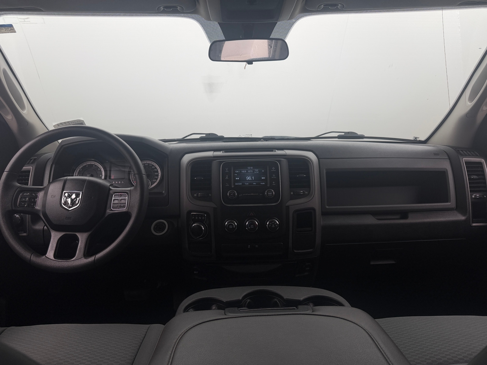 Thumbnail: 2019 RAM 1500 Classic - 3