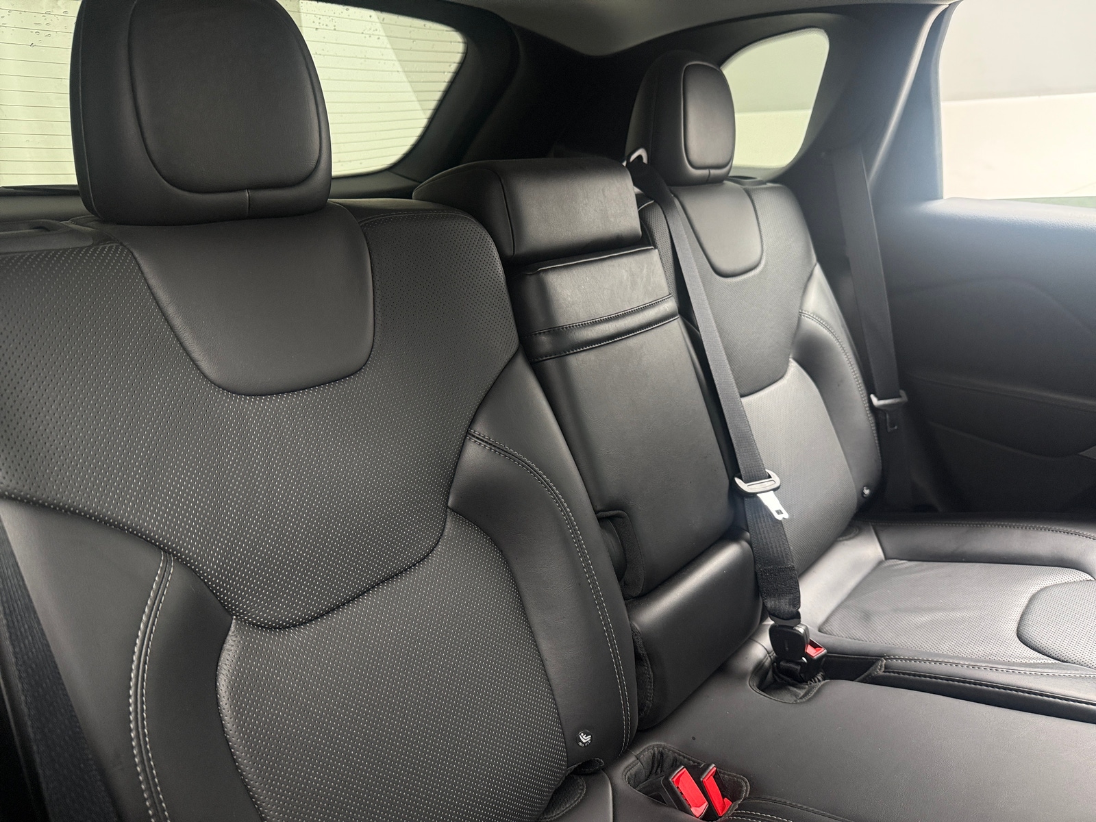 Thumbnail: 2019 Jeep Cherokee - 5