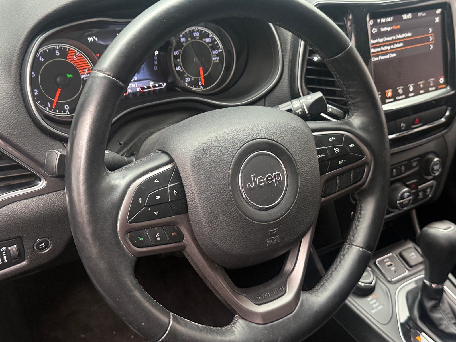 Thumbnail: 2019 Jeep Cherokee - 4
