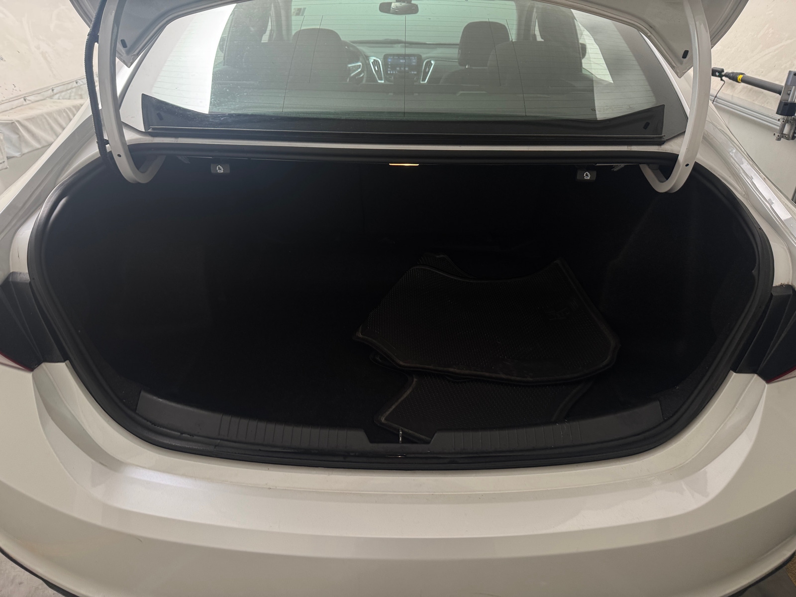 Thumbnail: 2019 Chevrolet Malibu - 7