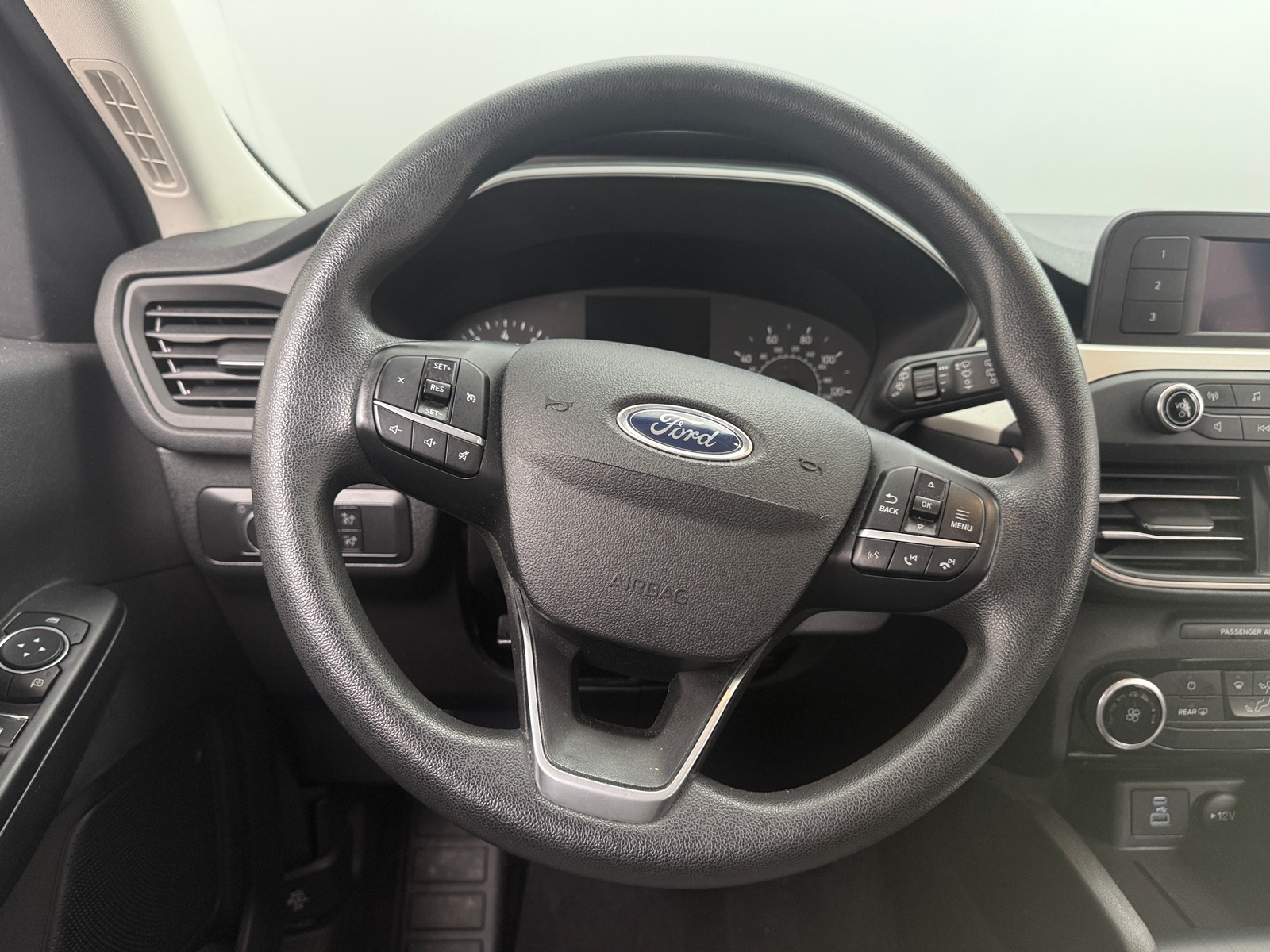 Thumbnail: 2022 Ford Escape - 5
